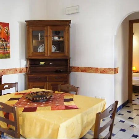 Apartment Alba *
